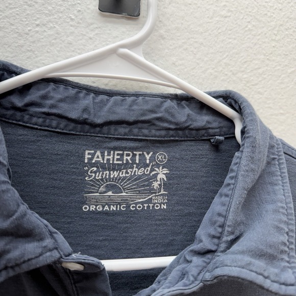 Faherty Men's 100% Organic Cotton Sun Washed Blue Short Sleeve Polo Shirt Sz XL - Picture 2 of 5